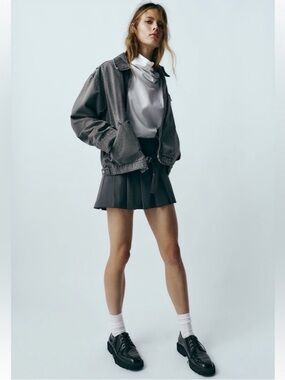 ZARA gray pleated mini skort size medium